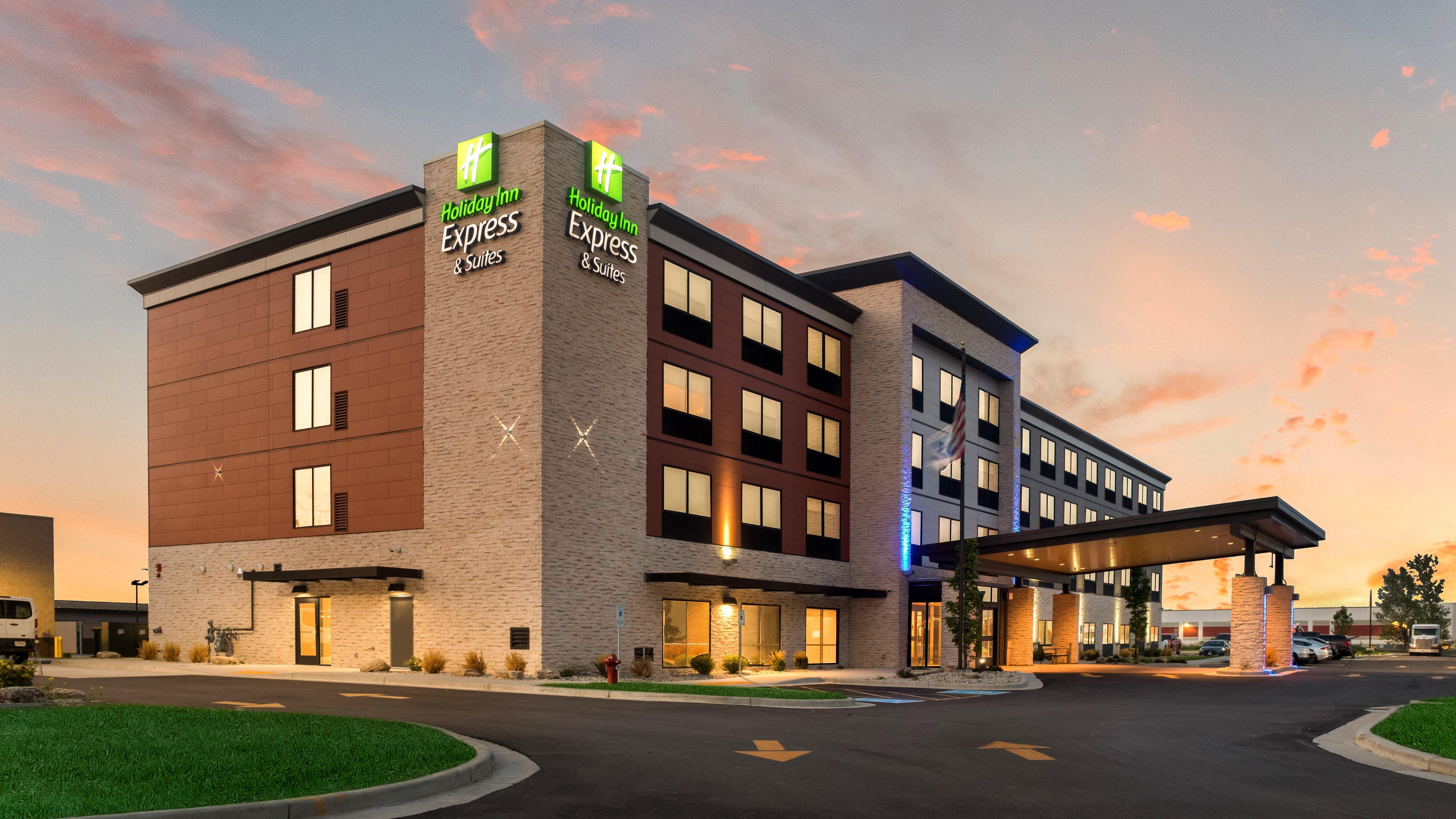 Holiday Inn Express & Suites Racine By Ihg Εξωτερικό φωτογραφία