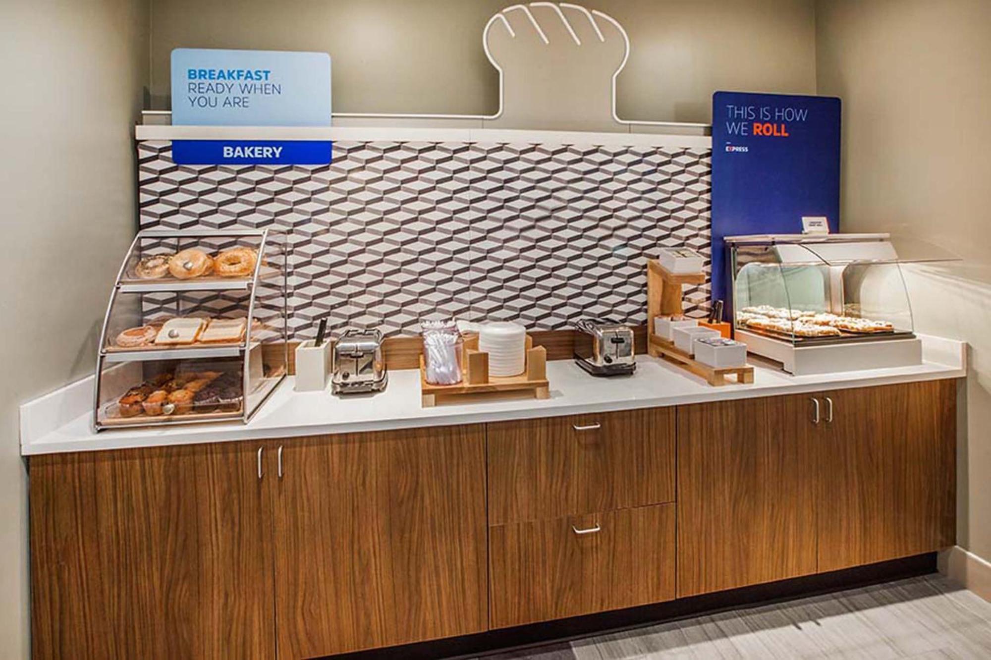 Holiday Inn Express & Suites Racine By Ihg Εξωτερικό φωτογραφία