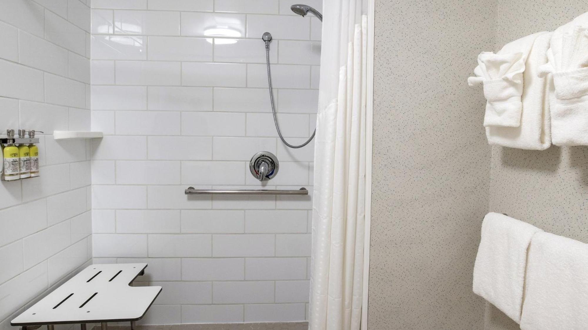 Holiday Inn Express & Suites Racine By Ihg Εξωτερικό φωτογραφία
