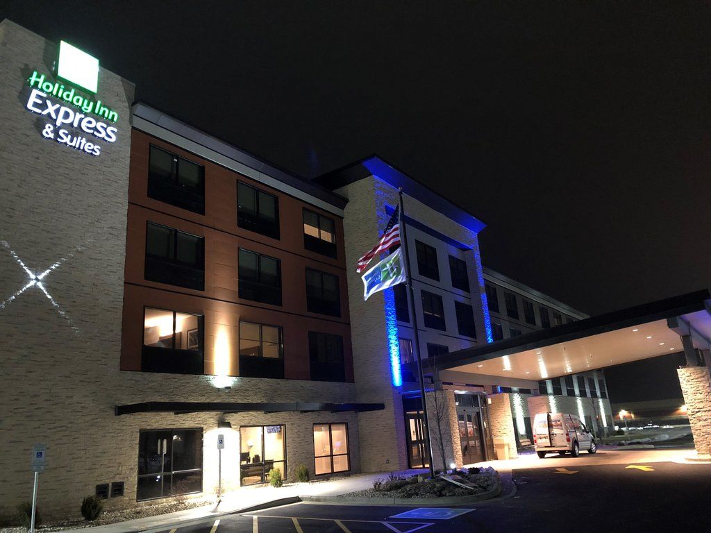 Holiday Inn Express & Suites Racine By Ihg Εξωτερικό φωτογραφία